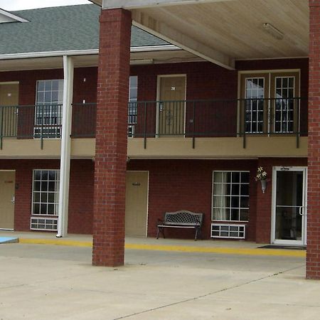 Homegate Inn Louisville Exterior photo